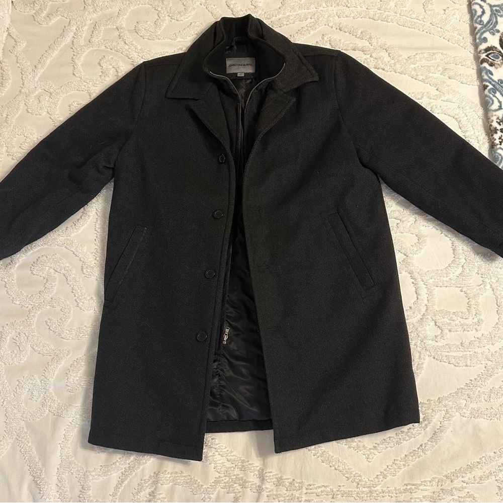 Men’s Johnston & Murphy black coat size M good condition/little use